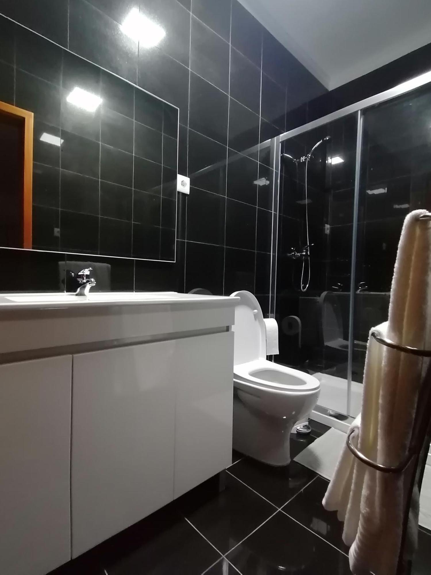 Hostel Encostas Do Douro Marco de Canavezes Pokoj fotografie